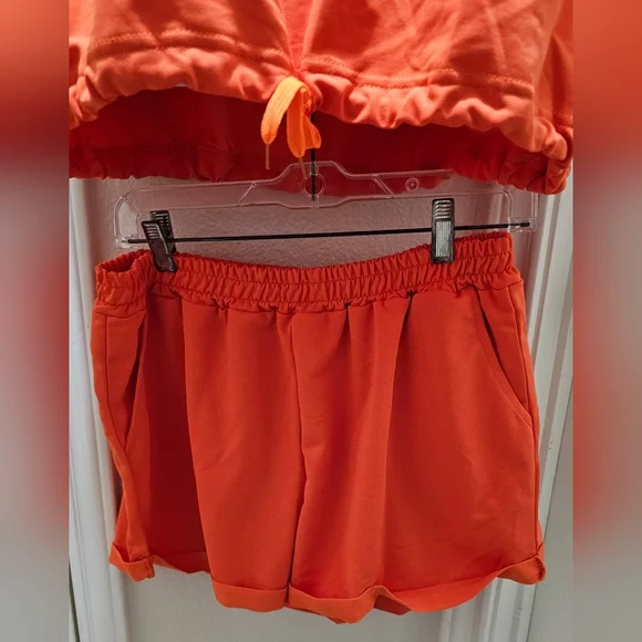 Bright Orange Graphic Cropped Tee and Shorts LoungeSet Size XXL NWOT - Picture 6 of 16